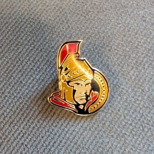 Ottawa Senators Gold and Red Lapel Pin